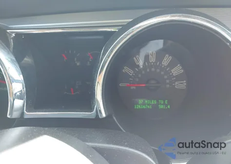 2006 Ford Mustang V6 z USA, uszkodzony, nr VIN 1ZVHT80N865221648